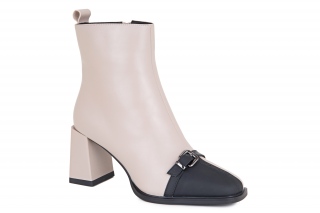 ML Naiste poolsaapad. 