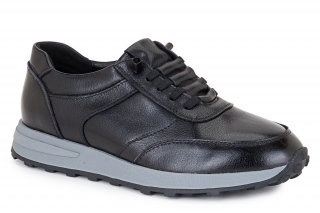 B.S Paeltega kingad, musta värvi. Sportlik stiil. 