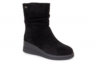 FERMANI Mugavus, musta värvi. Naiste poolsaapad. 