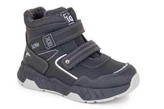 KEDBERRY Poolsaapad, musta värvi. Sportlik stiil. 