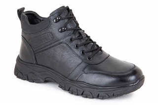 FERMANI Meeste paeltega poolsaapad, musta värvi. Sportlik stiil. 