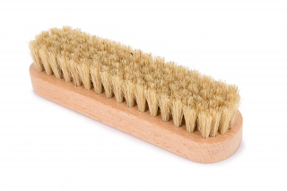 Shoe polishing brush 